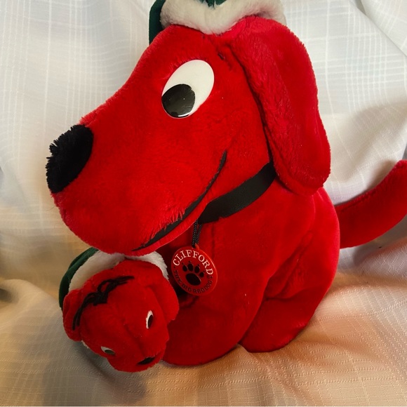 Clifford The Big Red Dog Holiday Plush With puppy In Stocking - Picture 2 of 5